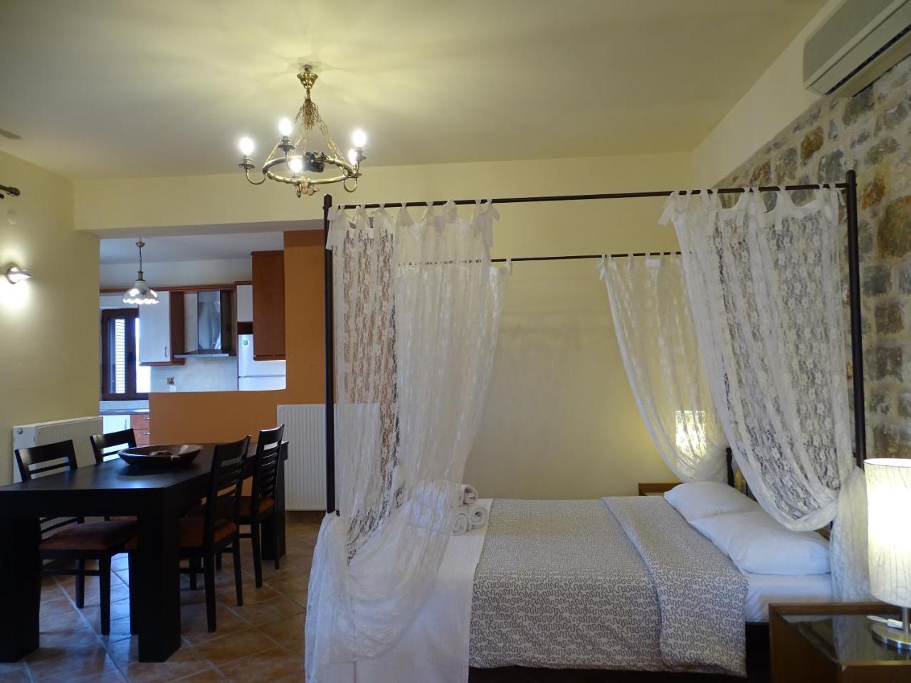Sophia Limeni View Hotel Areopoli Buitenkant foto